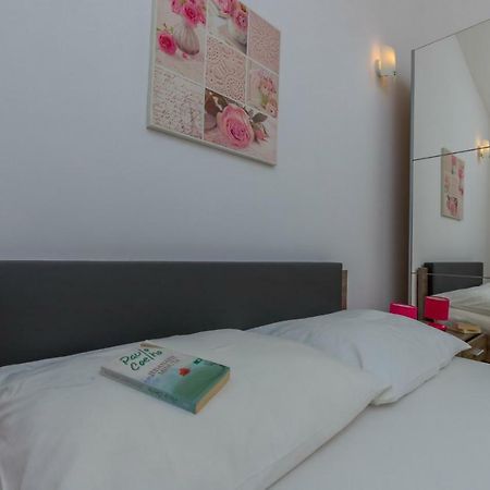 Principium Apartments Klenovica Buitenkant foto