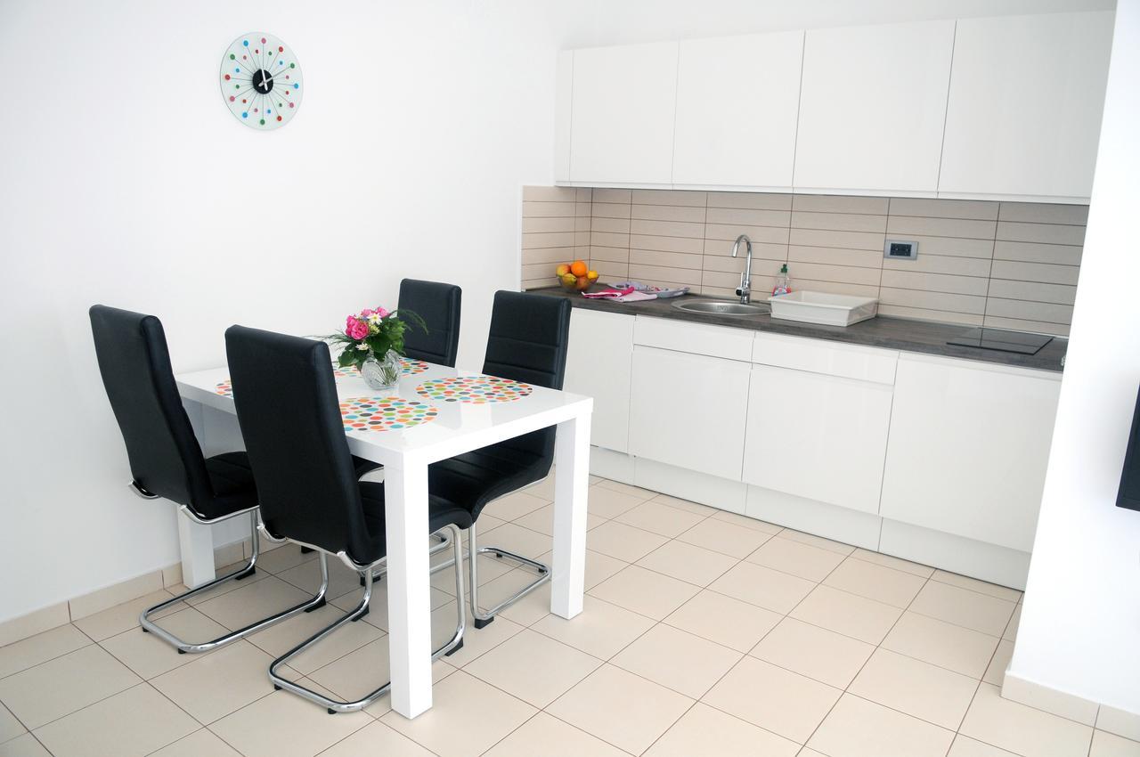 Principium Apartments Klenovica Buitenkant foto